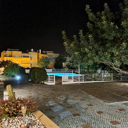 Marinho - 2 Bedroom 2 Bathroom Ground Floor Apartment With Communal Pool And Gardens Conceição Buitenkant foto