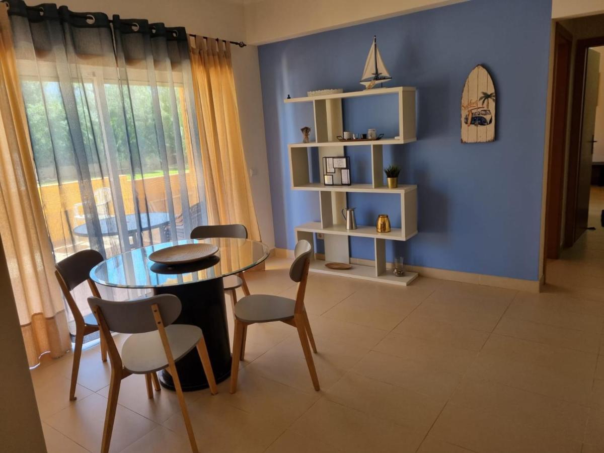 Marinho - 2 Bedroom 2 Bathroom Ground Floor Apartment With Communal Pool And Gardens Conceição Buitenkant foto